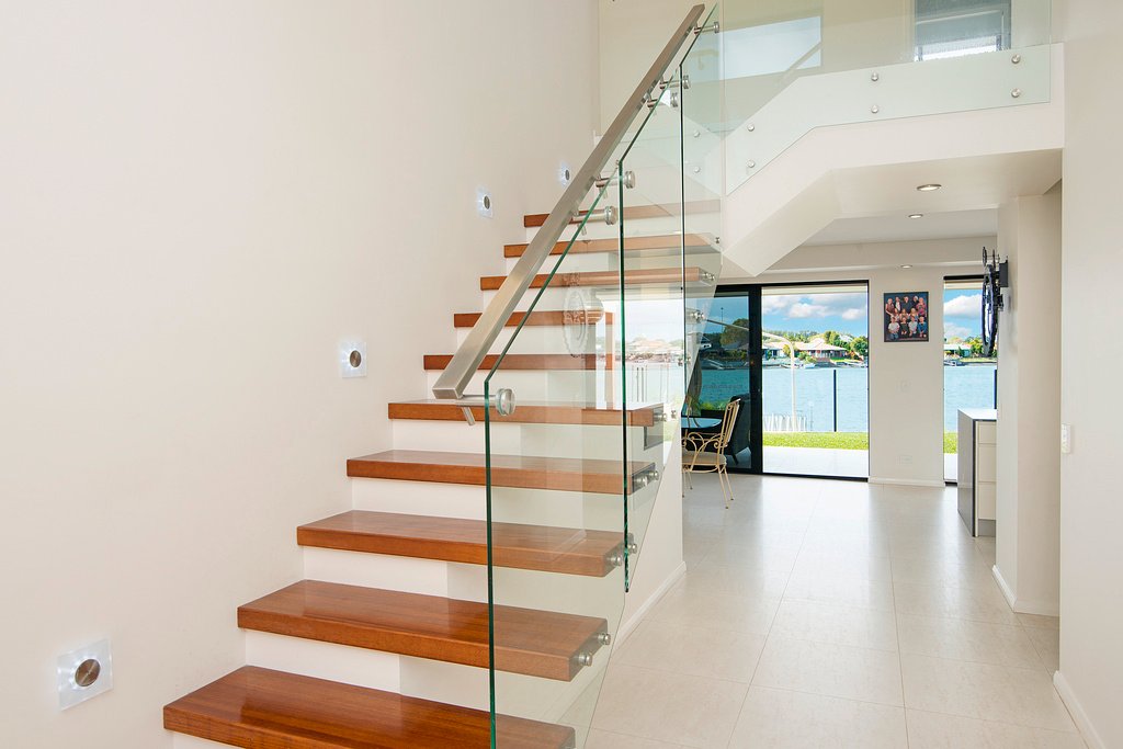 4 Linden Court PALM BEACH 12