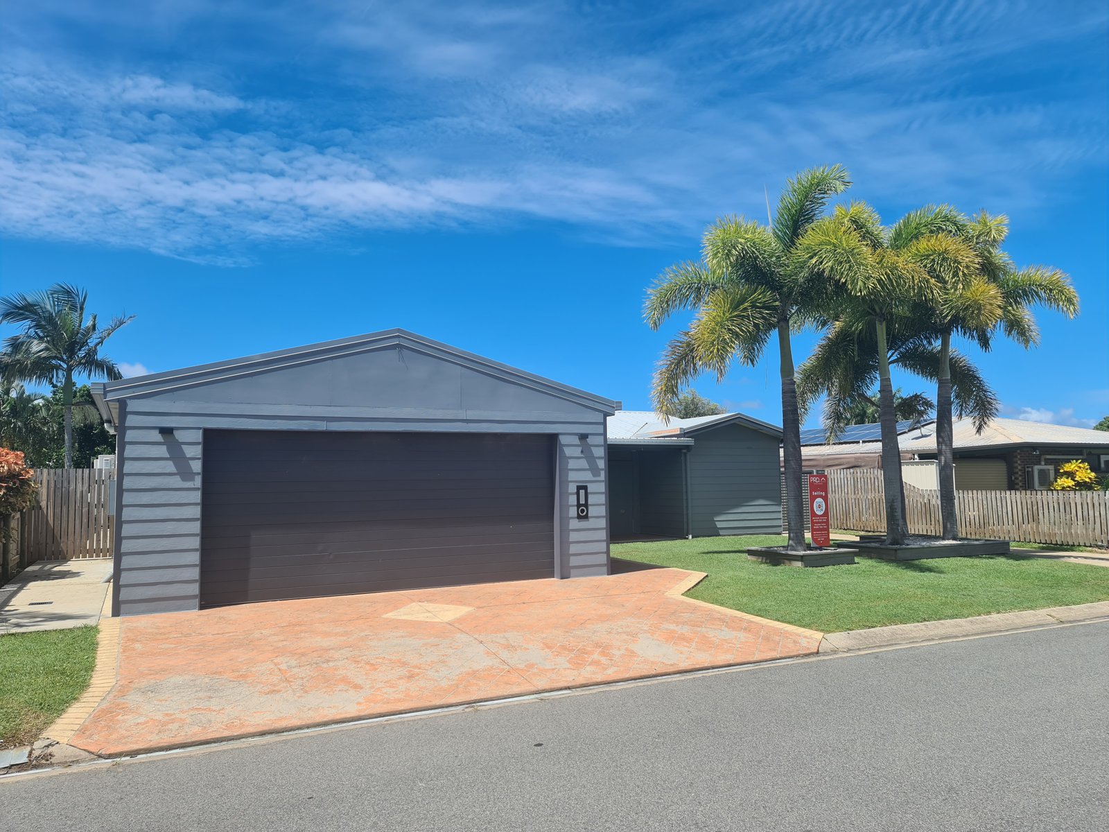 4 Lindesay Court SOUTH MACKAY 1