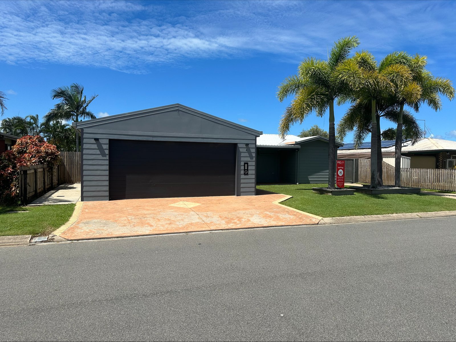4 Lindesay Court SOUTH MACKAY 4