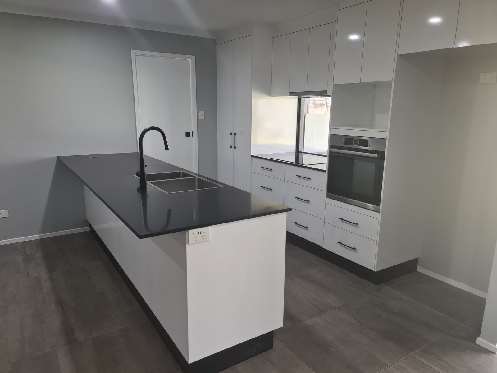 4 Lindesay Court SOUTH MACKAY 7