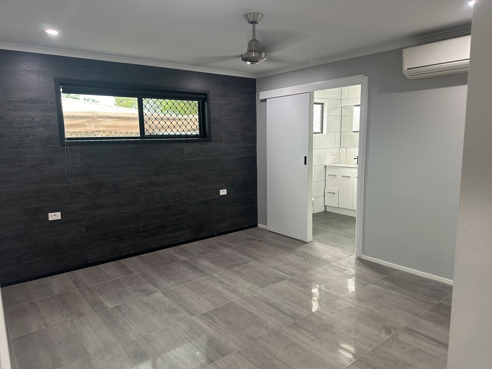 4 Lindesay Court SOUTH MACKAY 33