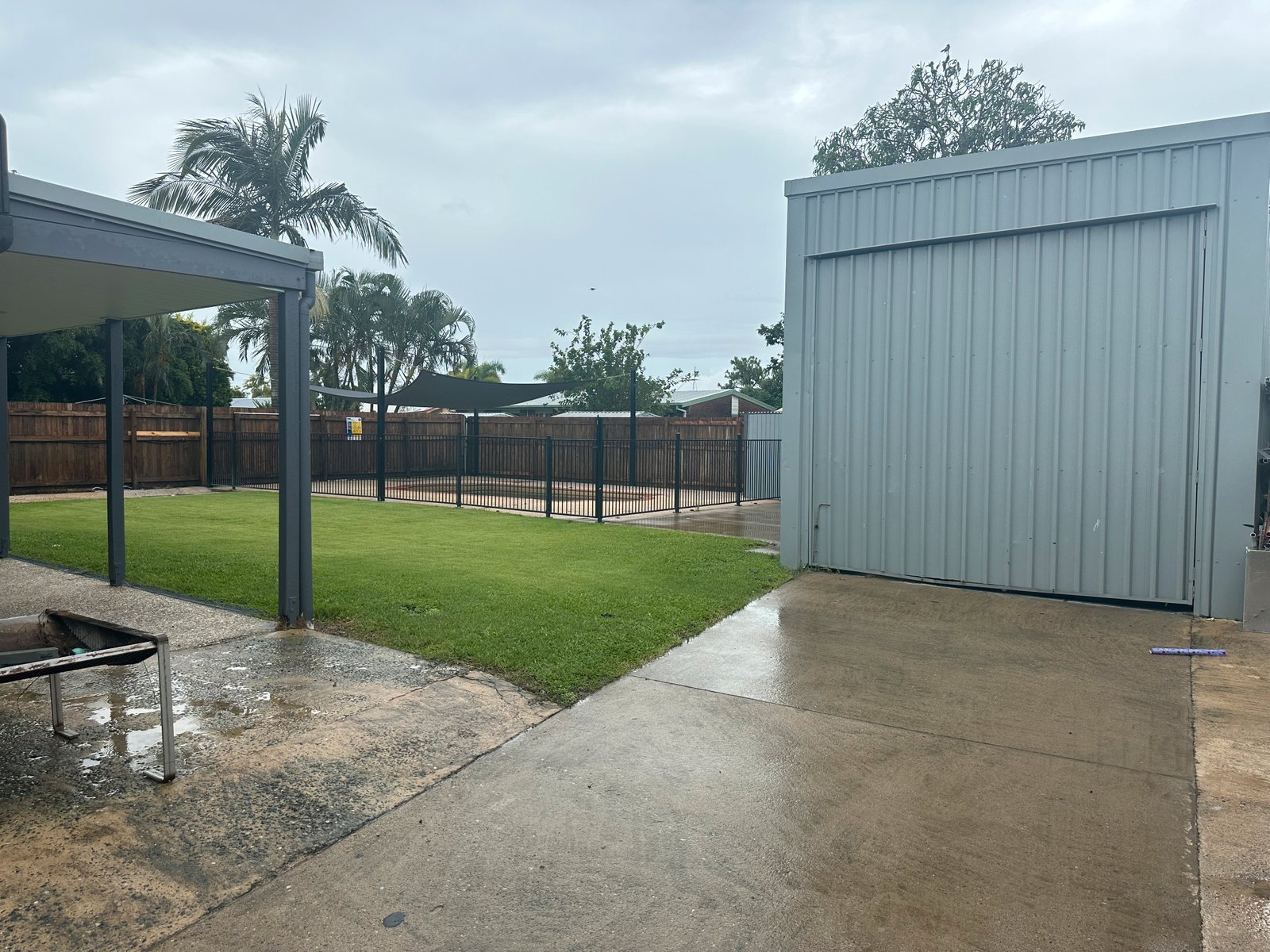 4 Lindesay Court SOUTH MACKAY 25