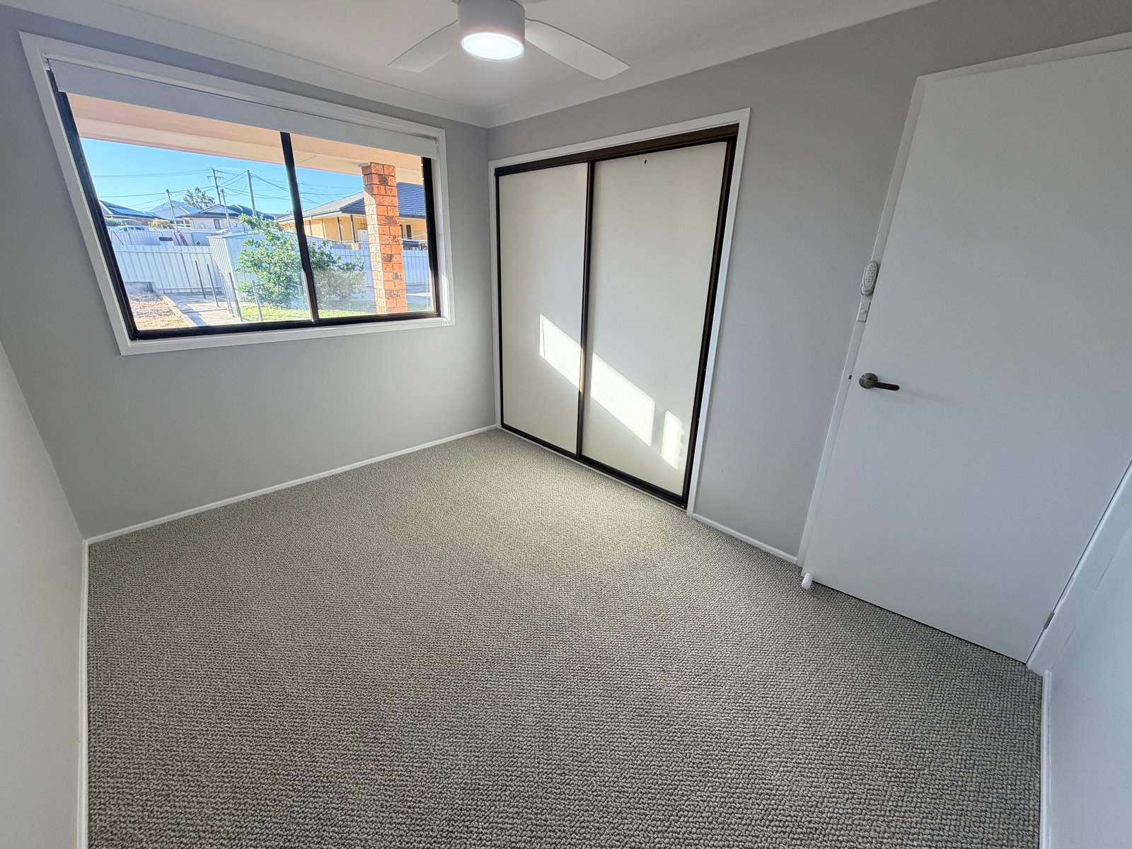 4 Lindon Crescent TAMWORTH 7