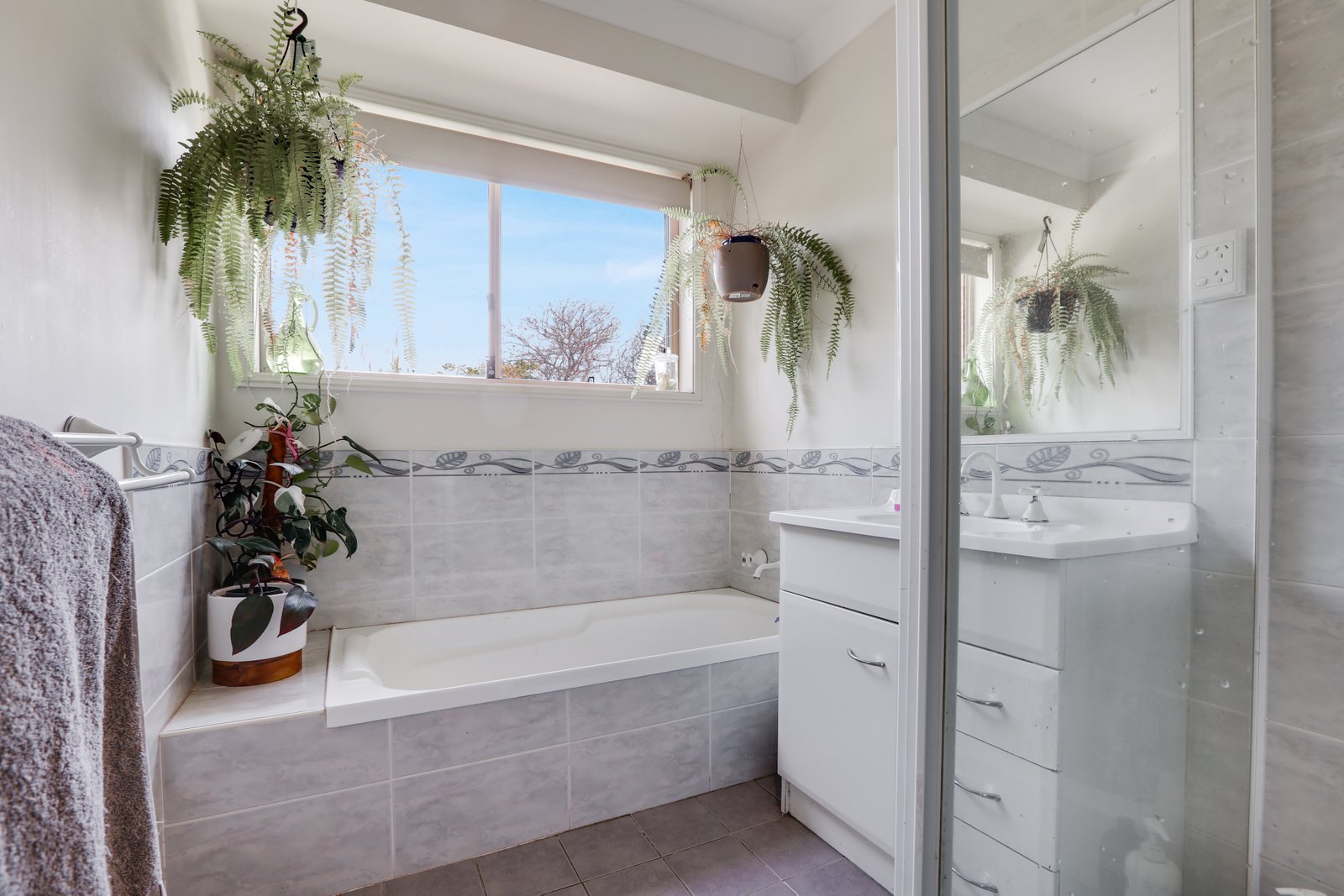 4 Little Place WARRAWONG 5