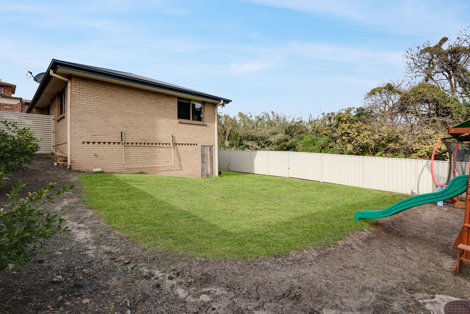 4 Little Place WARRAWONG 7