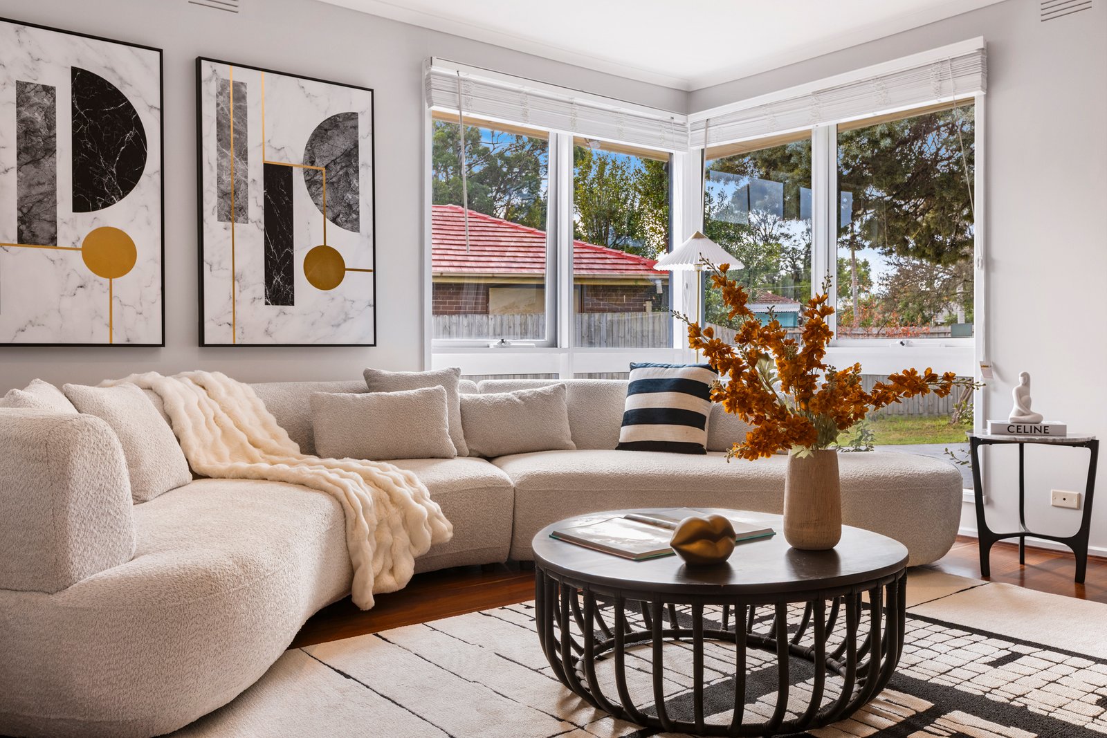 Gallery: 4 Locum Court