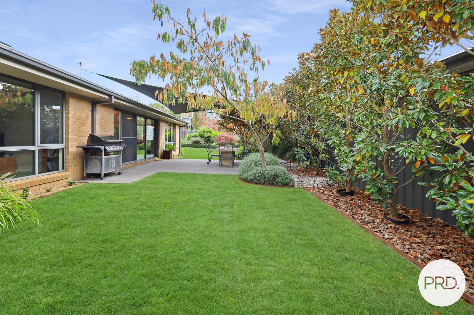 4 Lombardy Way ORANGE 19