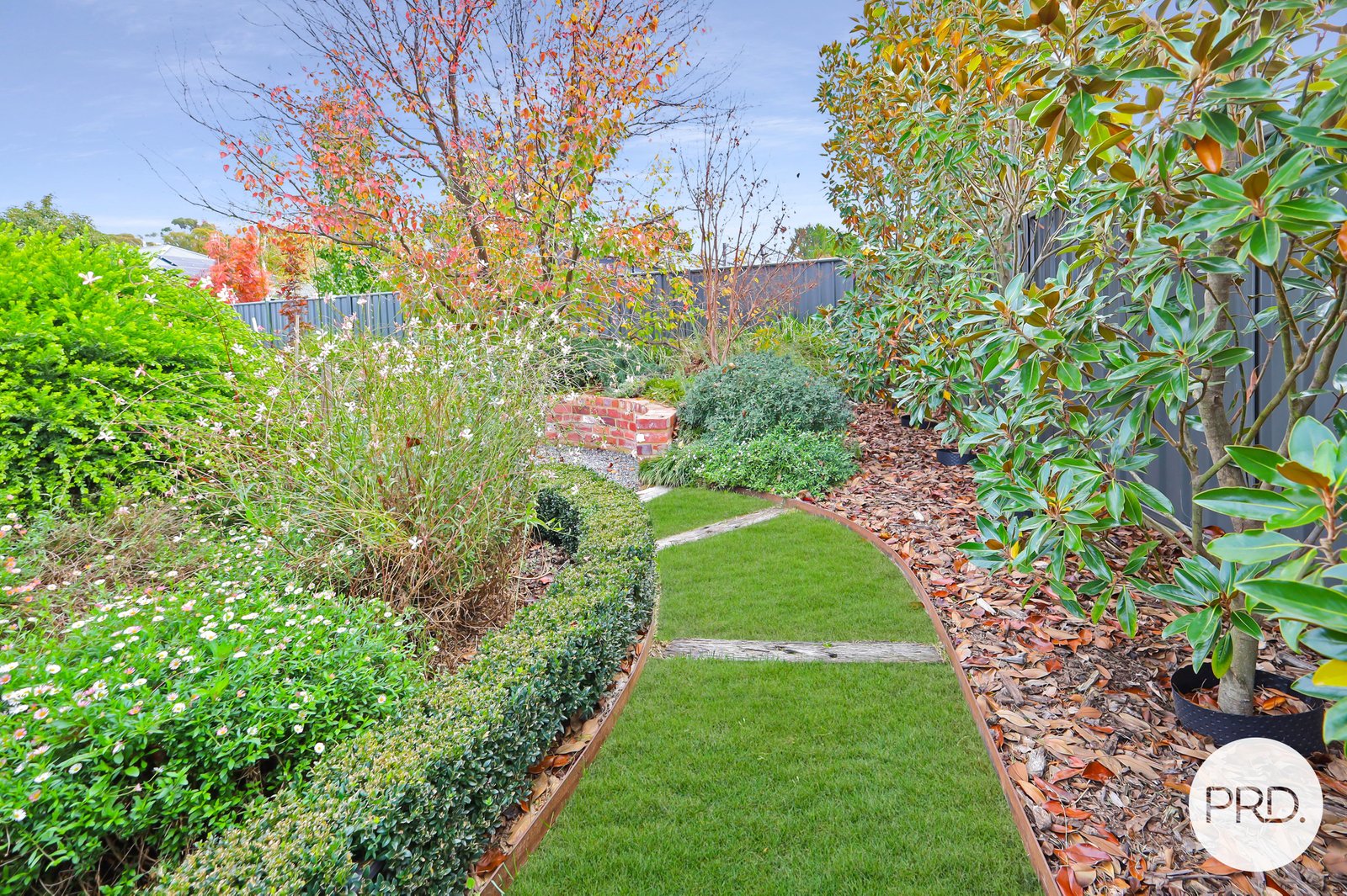 4 Lombardy Way ORANGE 29