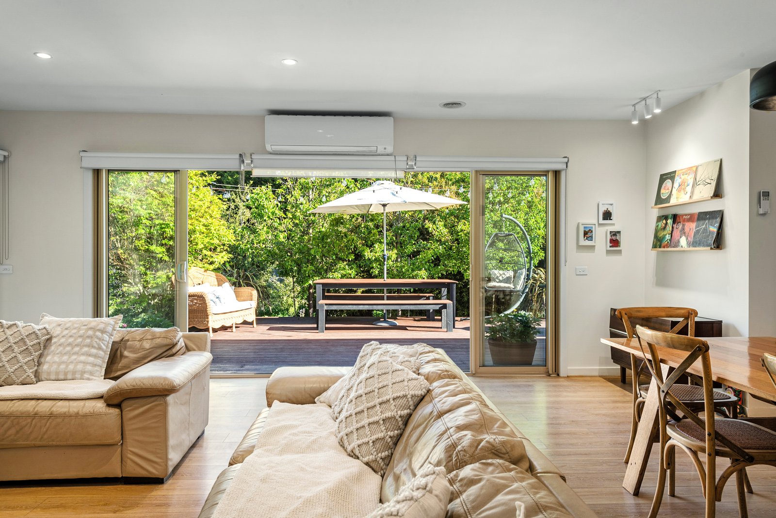 Real Estate and Property in 4 Long Court, Woodend, VIC