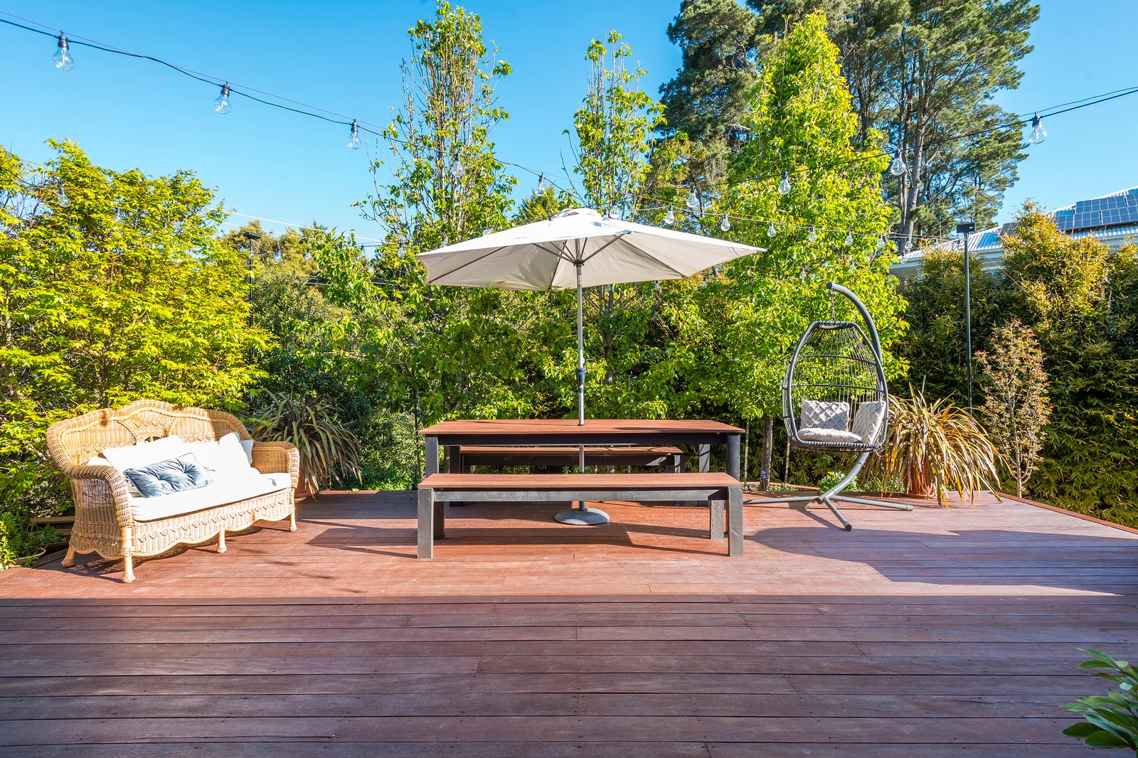 Real Estate and Property in 4 Long Court, Woodend, VIC