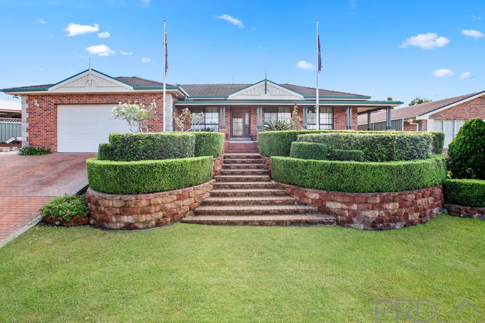 4 Lord Howe Drive ASHTONFIELD 1