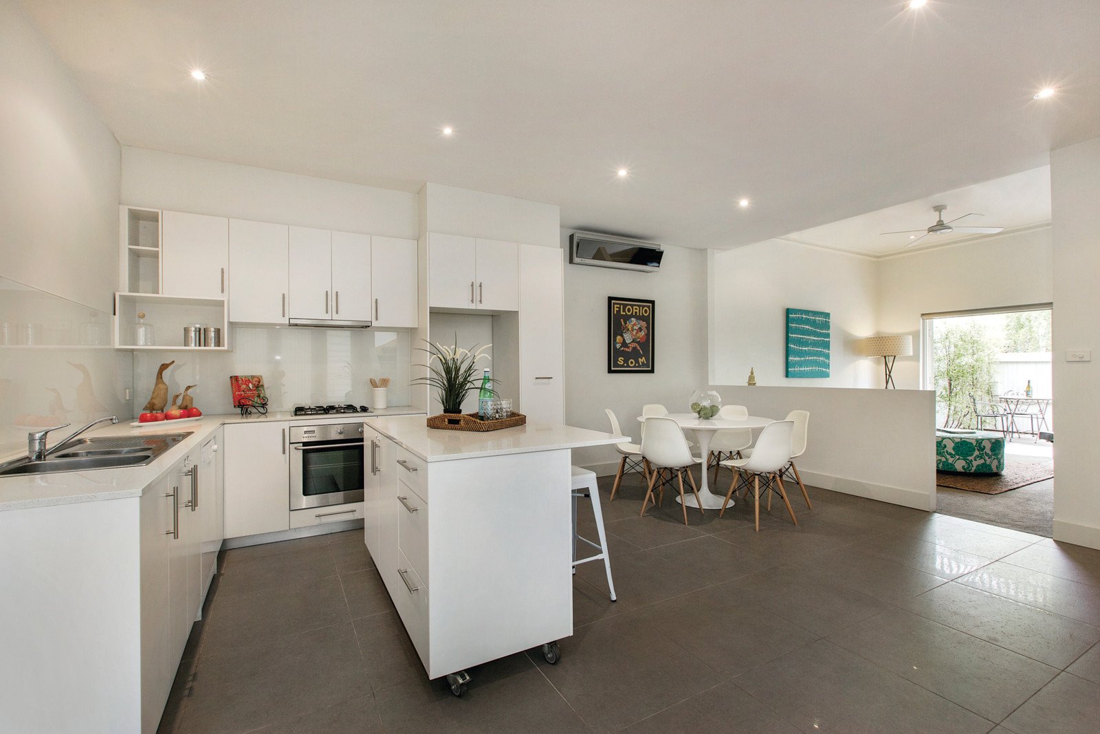 4 Loughnan Street, Richmond, VIC