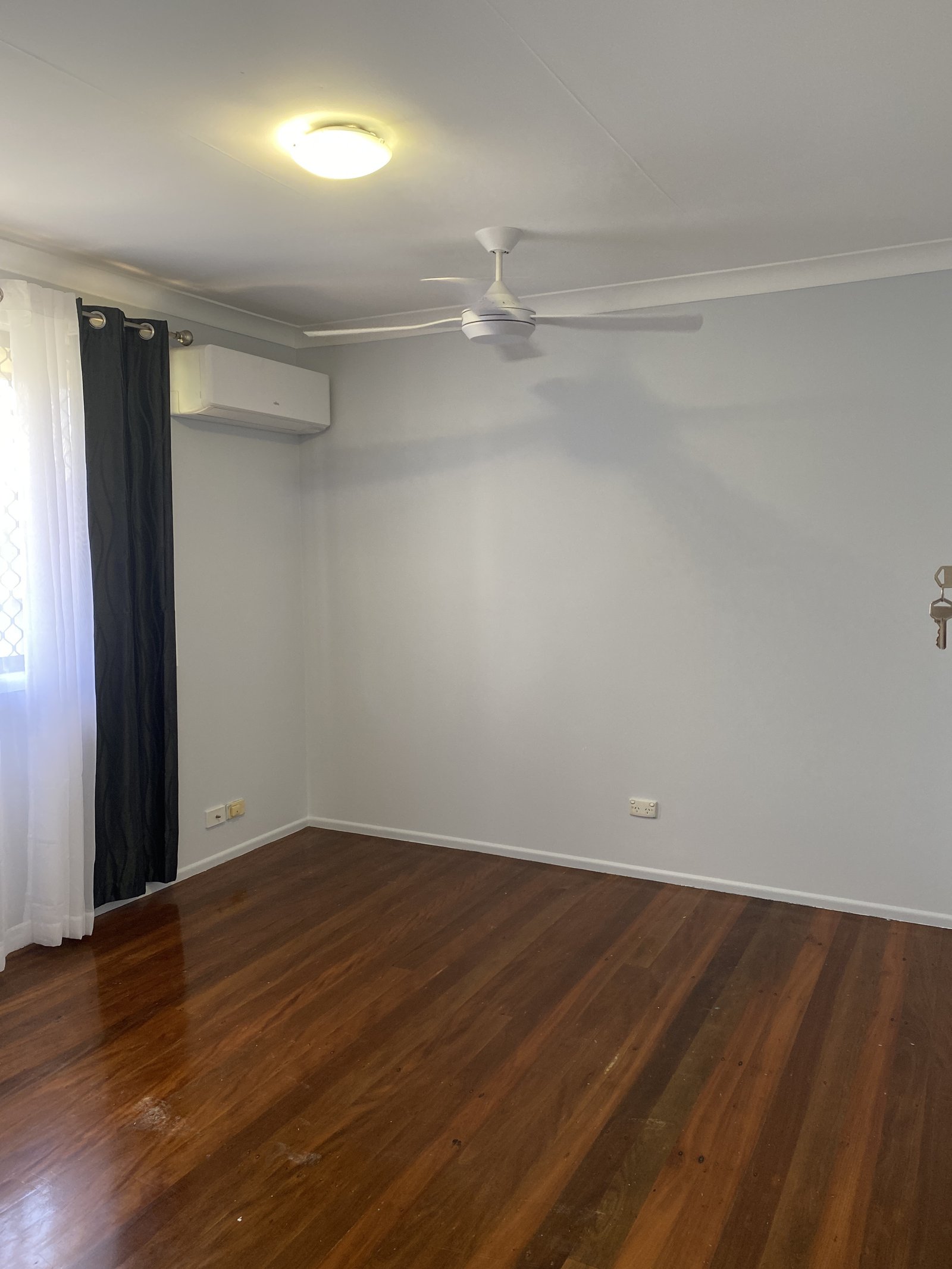 4 Love Street CURRUMBIN WATERS 7