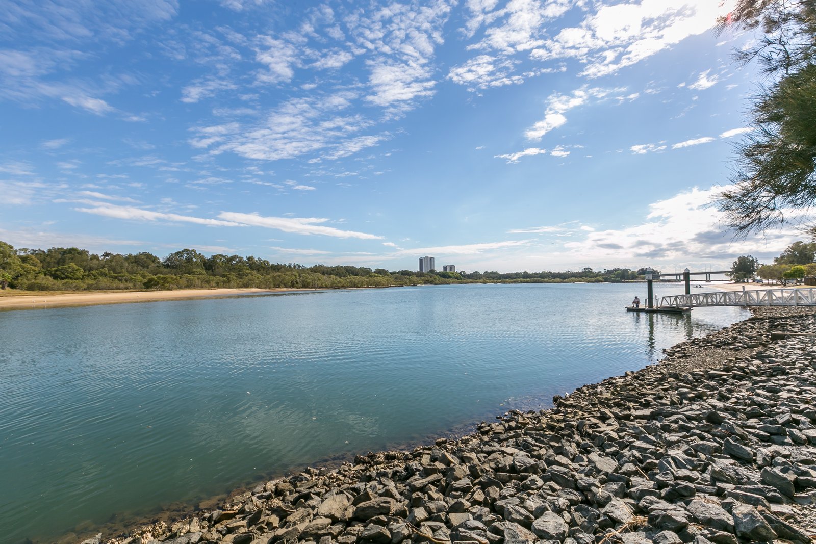 4 Love Street CURRUMBIN WATERS 10
