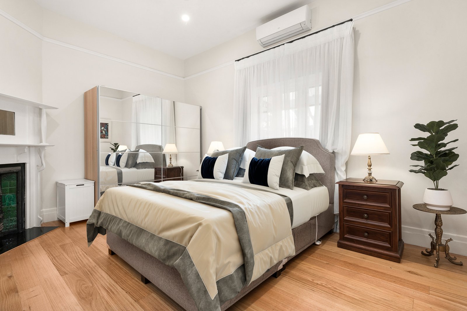 Real Estate and Property in 4 Luxton Road, South Yarra, VIC