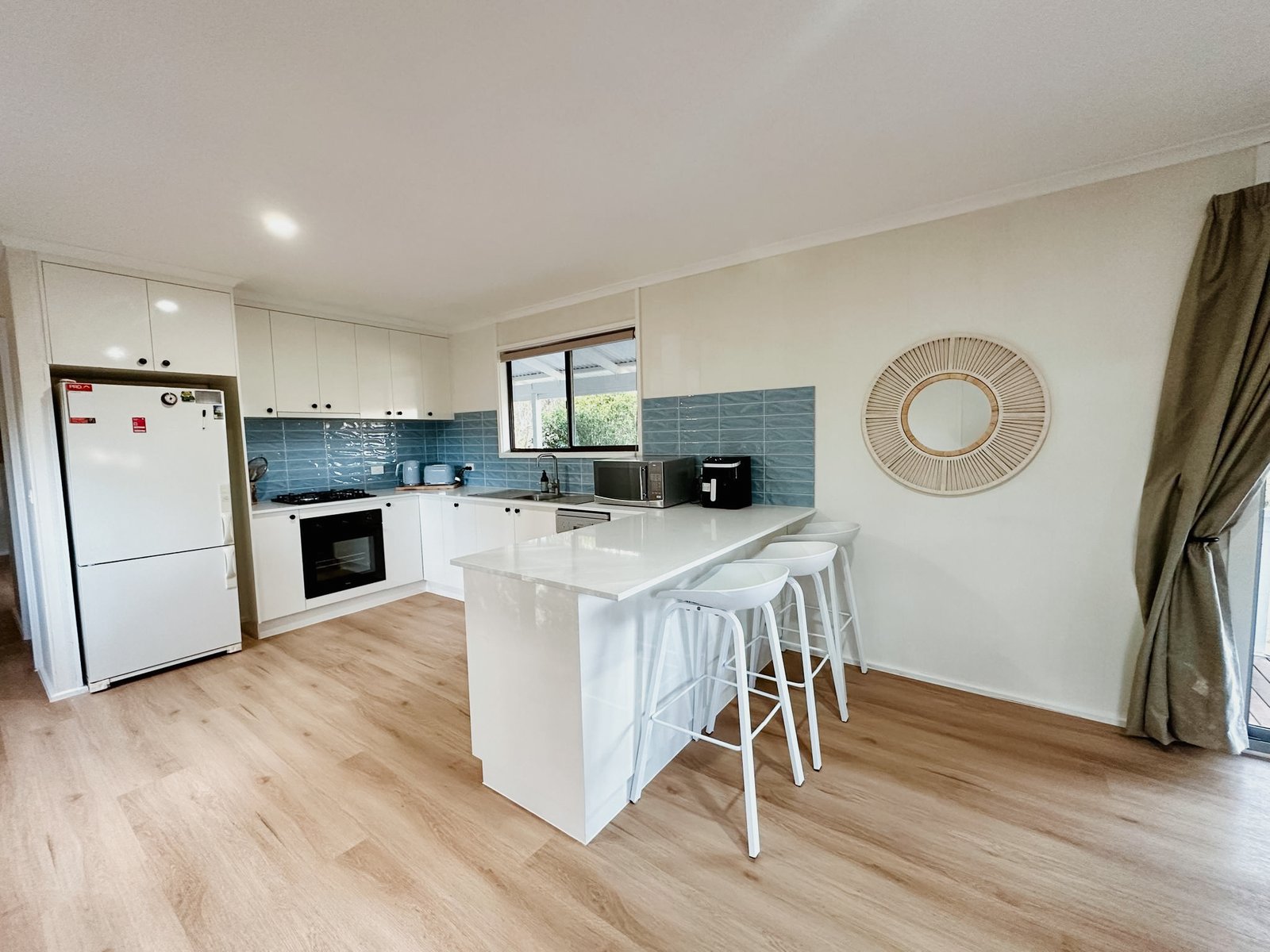 4 Lyne Street TUMBARUMBA 3