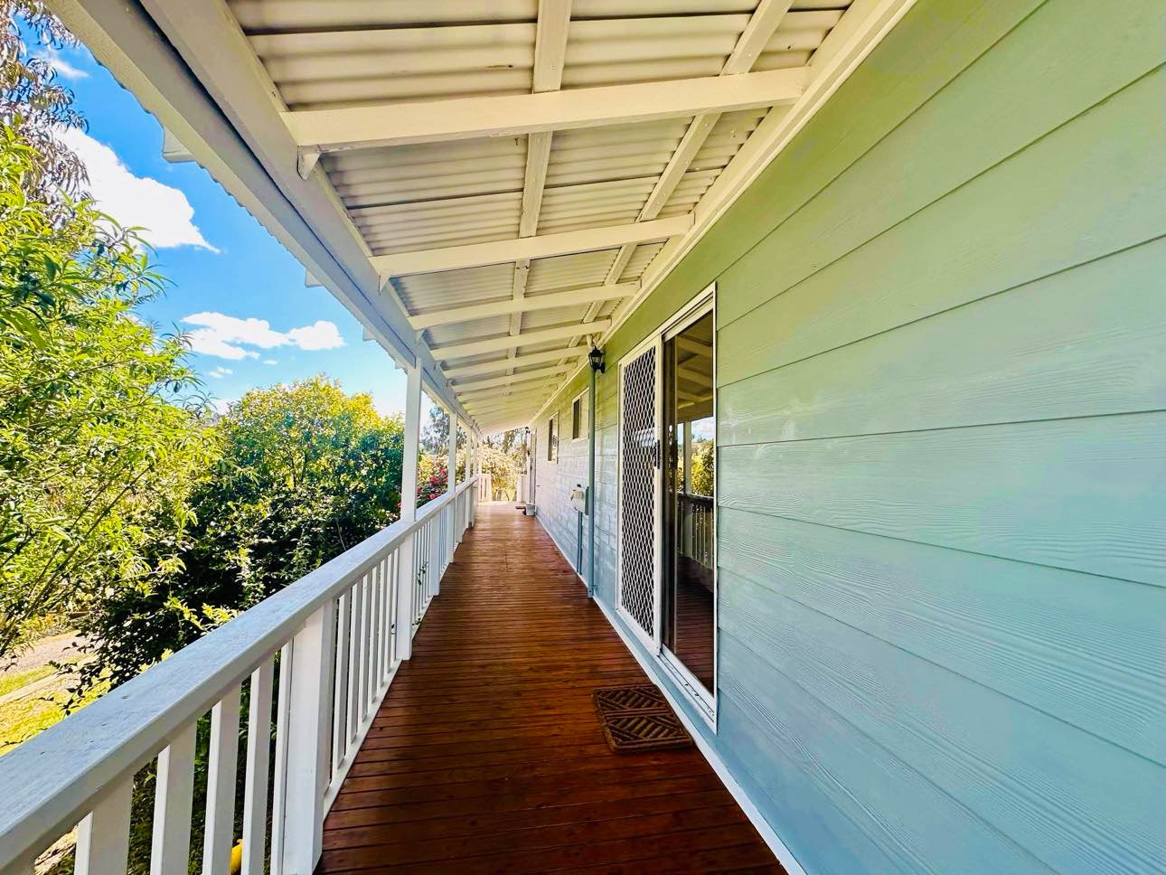 4 Lyne Street TUMBARUMBA 3