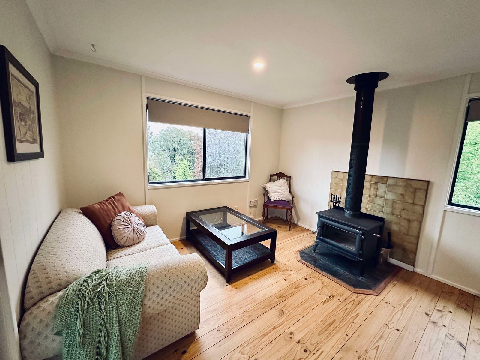 4 Lyne Street TUMBARUMBA 4