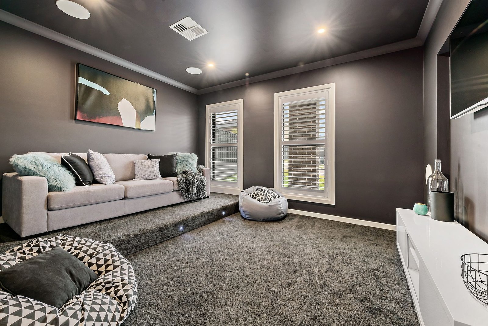 4 Macon Way Cameron Park Nsw 2285