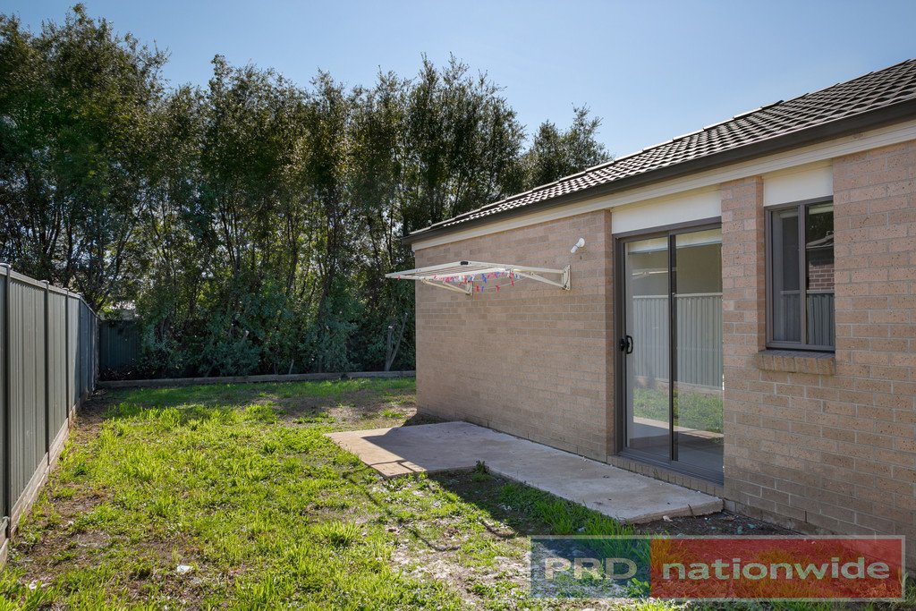 4 Macquarie Close DELACOMBE 11