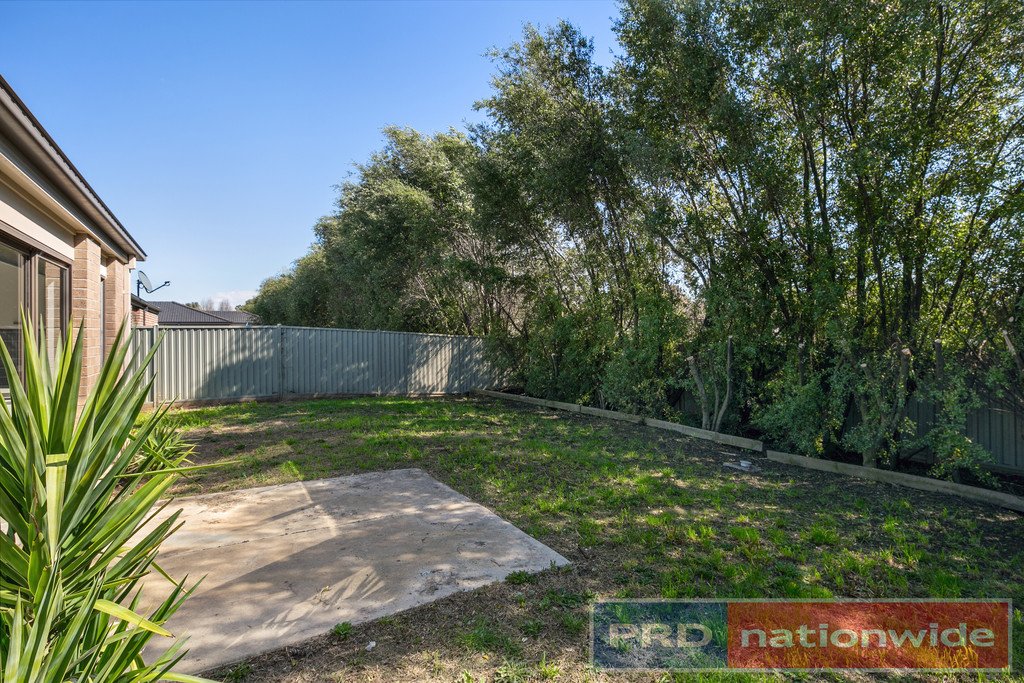 4 Macquarie Close DELACOMBE 13