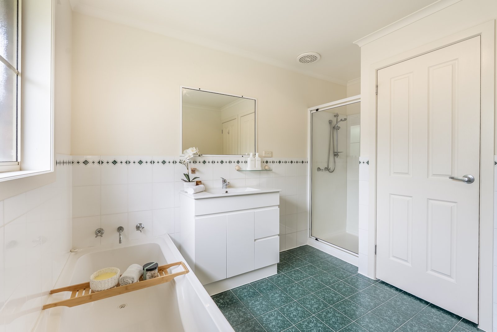 4 Maddelena Court OLD BEACH 18