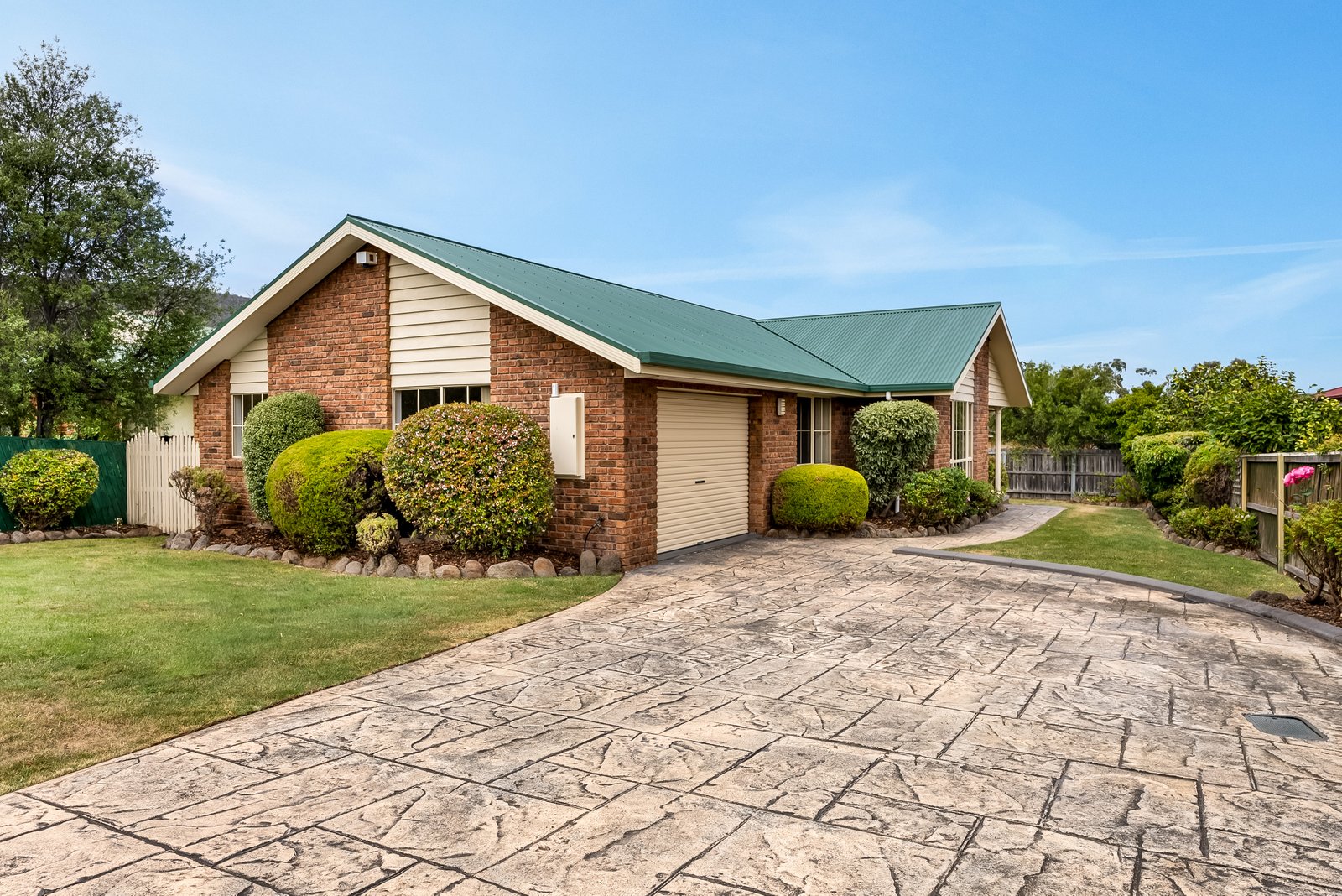 4 Maddelena Court OLD BEACH 23
