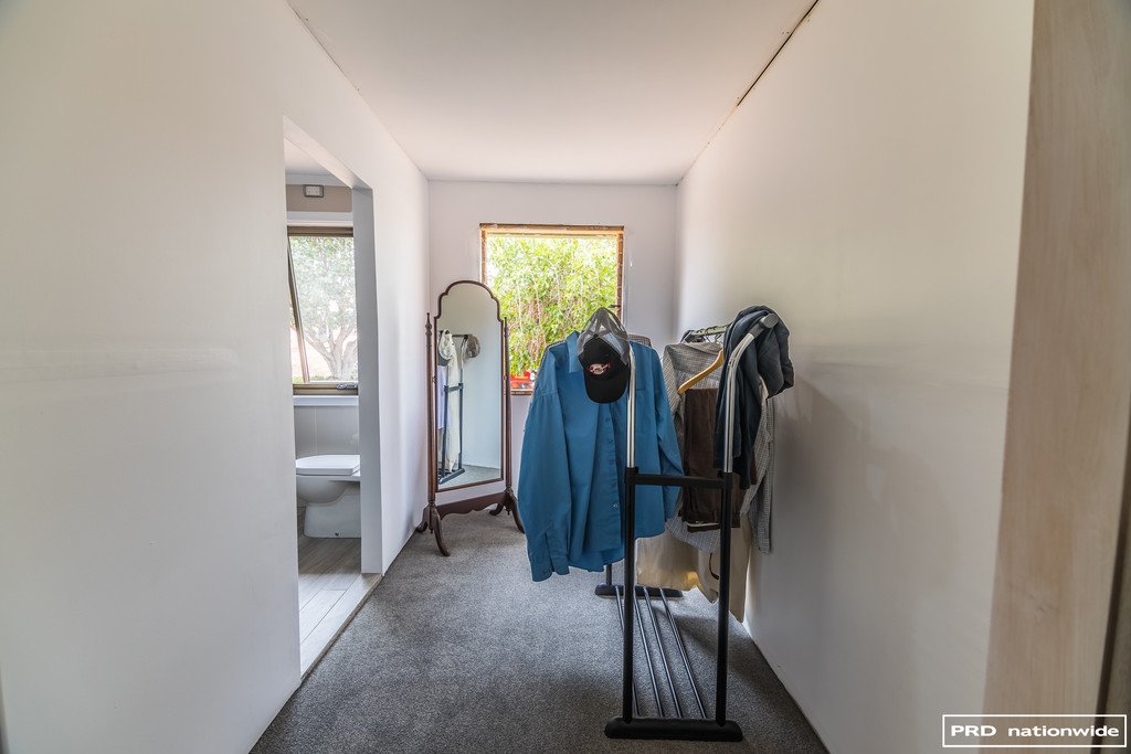 4 Magnesite Road Garthowen via  TAMWORTH 11