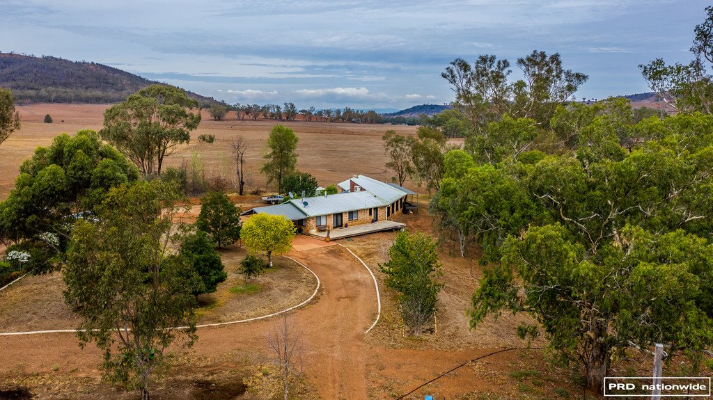 4 Magnesite Road Garthowen via  TAMWORTH 22