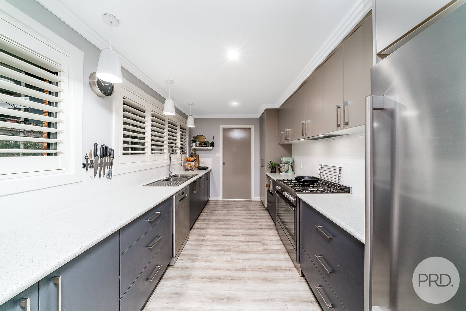 4 Magnolia Parade LAKE ALBERT 9