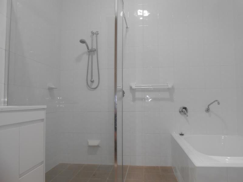 4 Mahony Avenue TAMWORTH 2