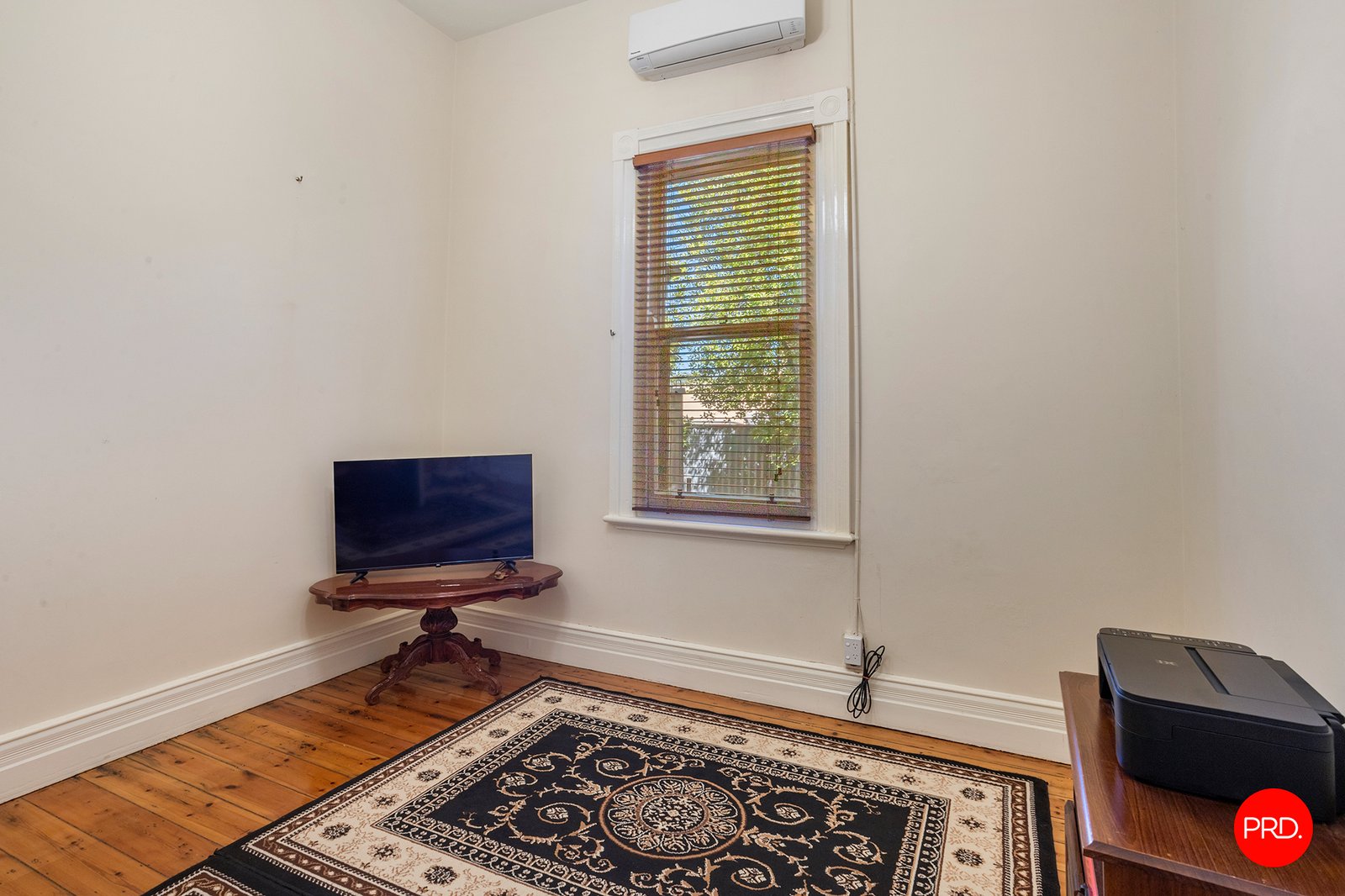 4 Main Street BRIDGEWATER ON LODDON 8