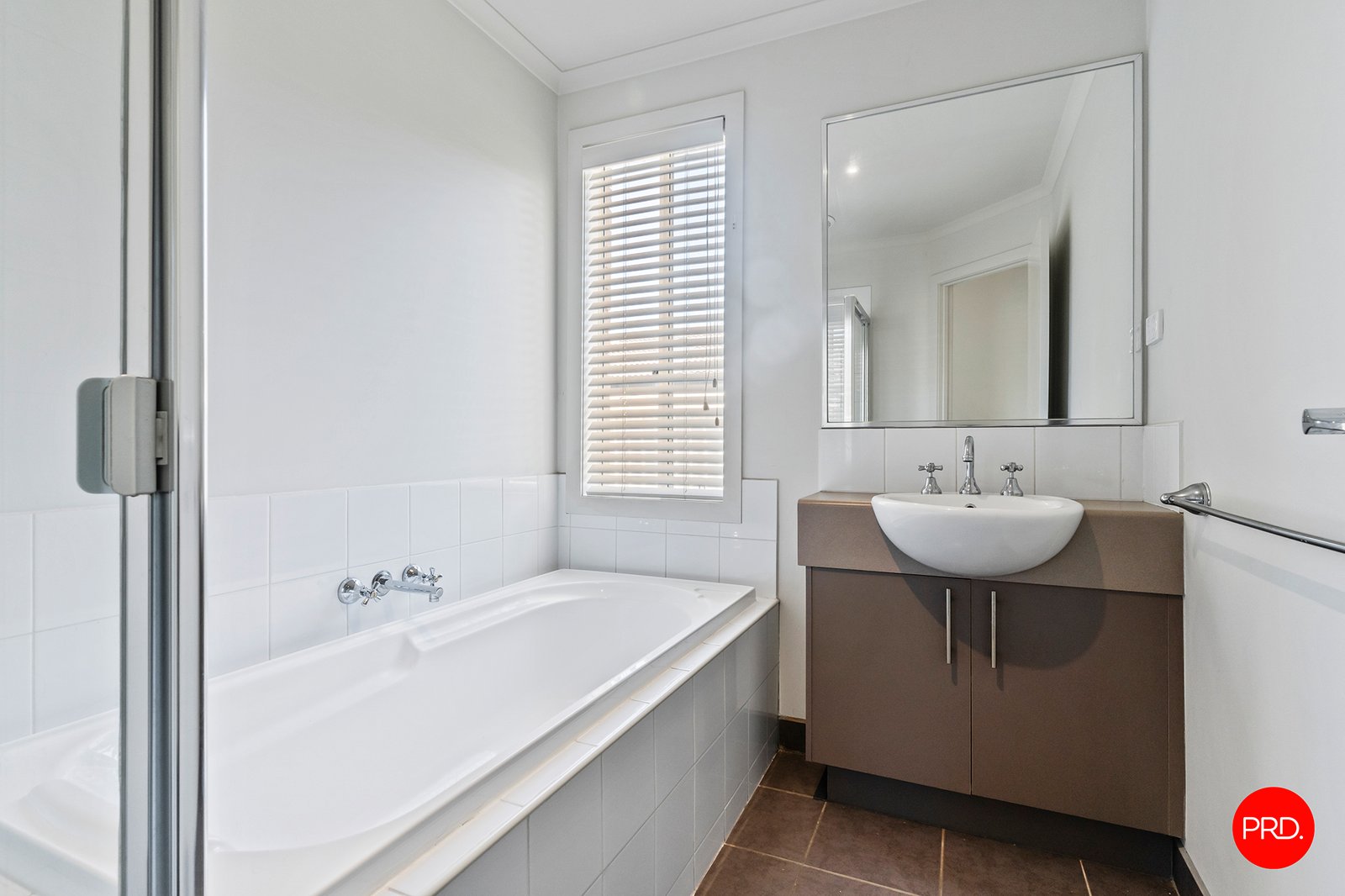 4 Mallee Place EPSOM 11