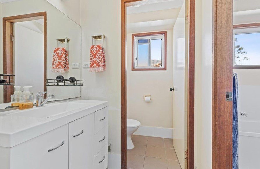 4 Malthus Cl  Thornton 5