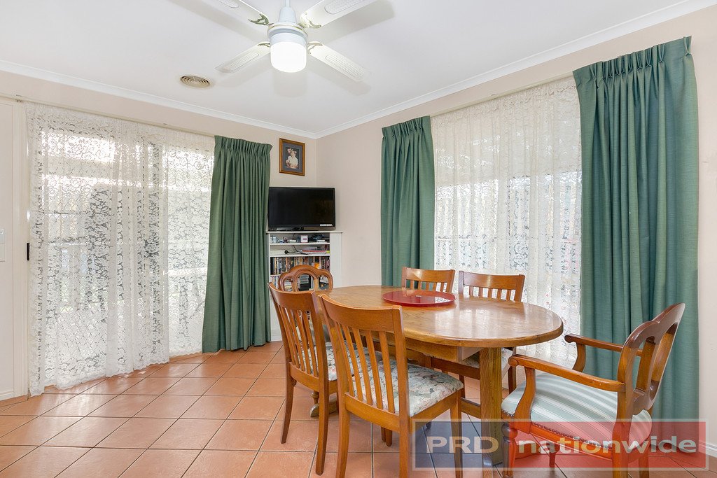 4 Mancev Court BROWN HILL 7