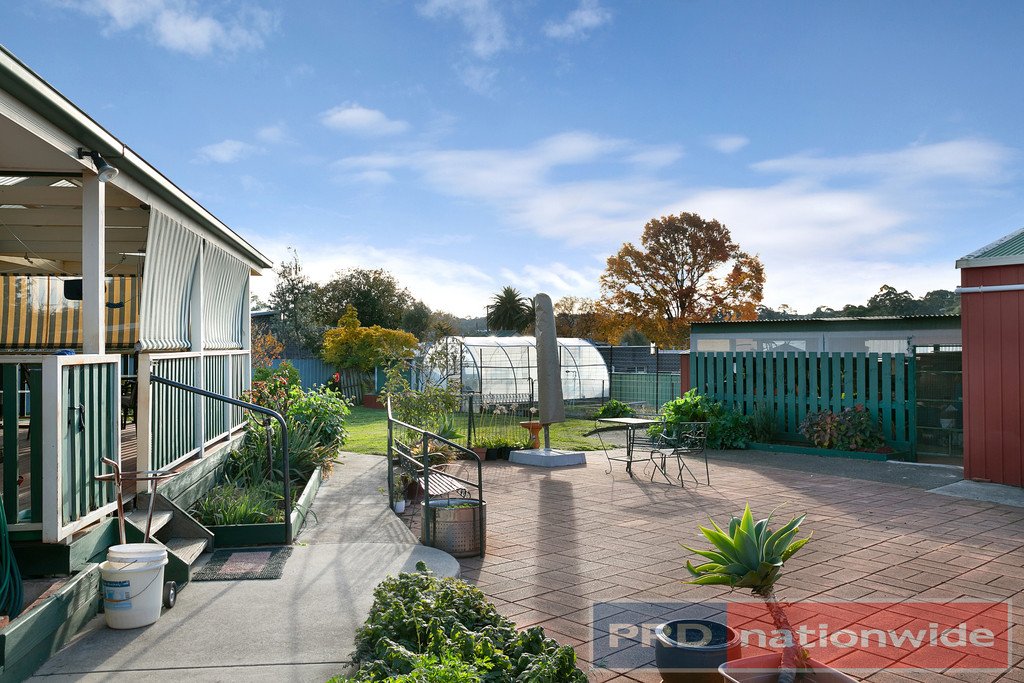 4 Mancev Court BROWN HILL 11