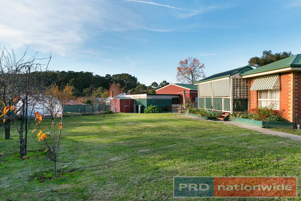 4 Mancev Court BROWN HILL 13