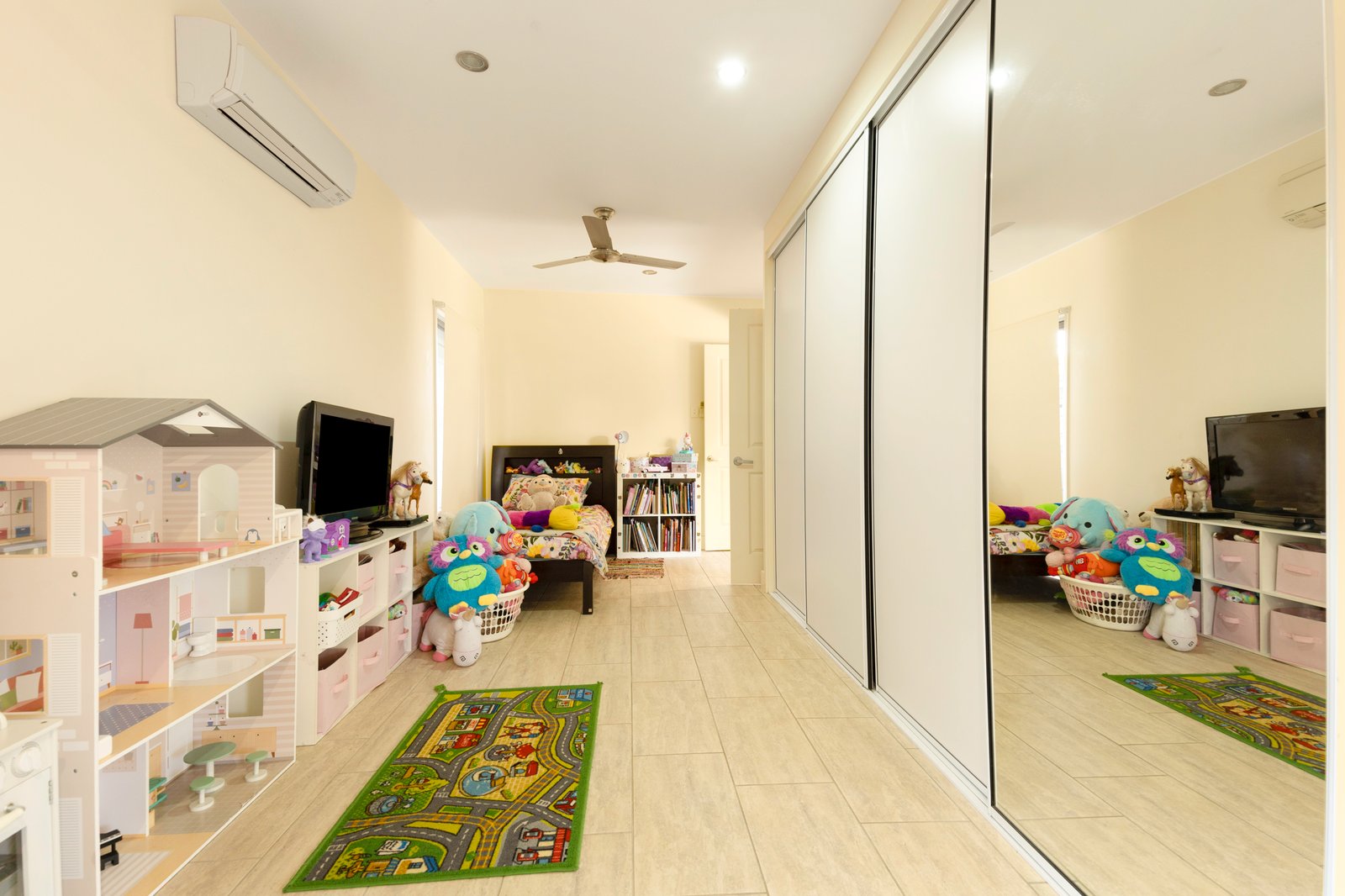 4 Mango Avenue EIMEO 12