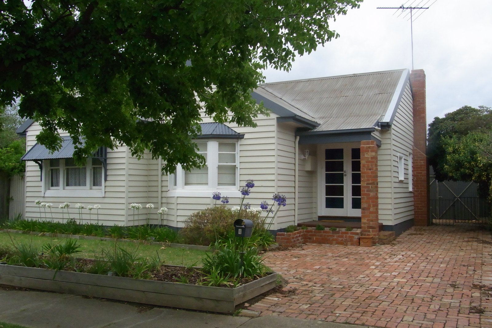 Gallery: 4 Mann Street