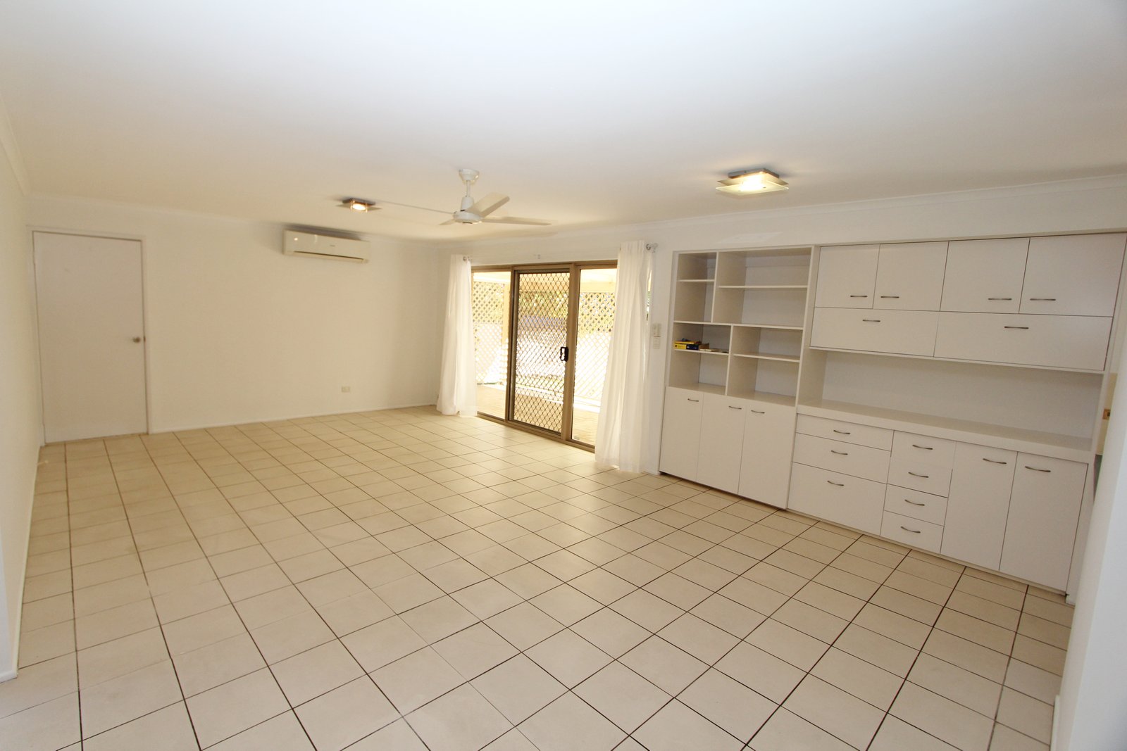 4 Manse Court MOLENDINAR 5