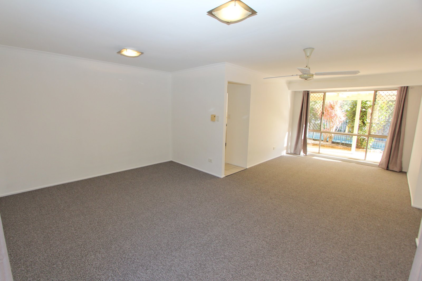 4 Manse Court MOLENDINAR 3