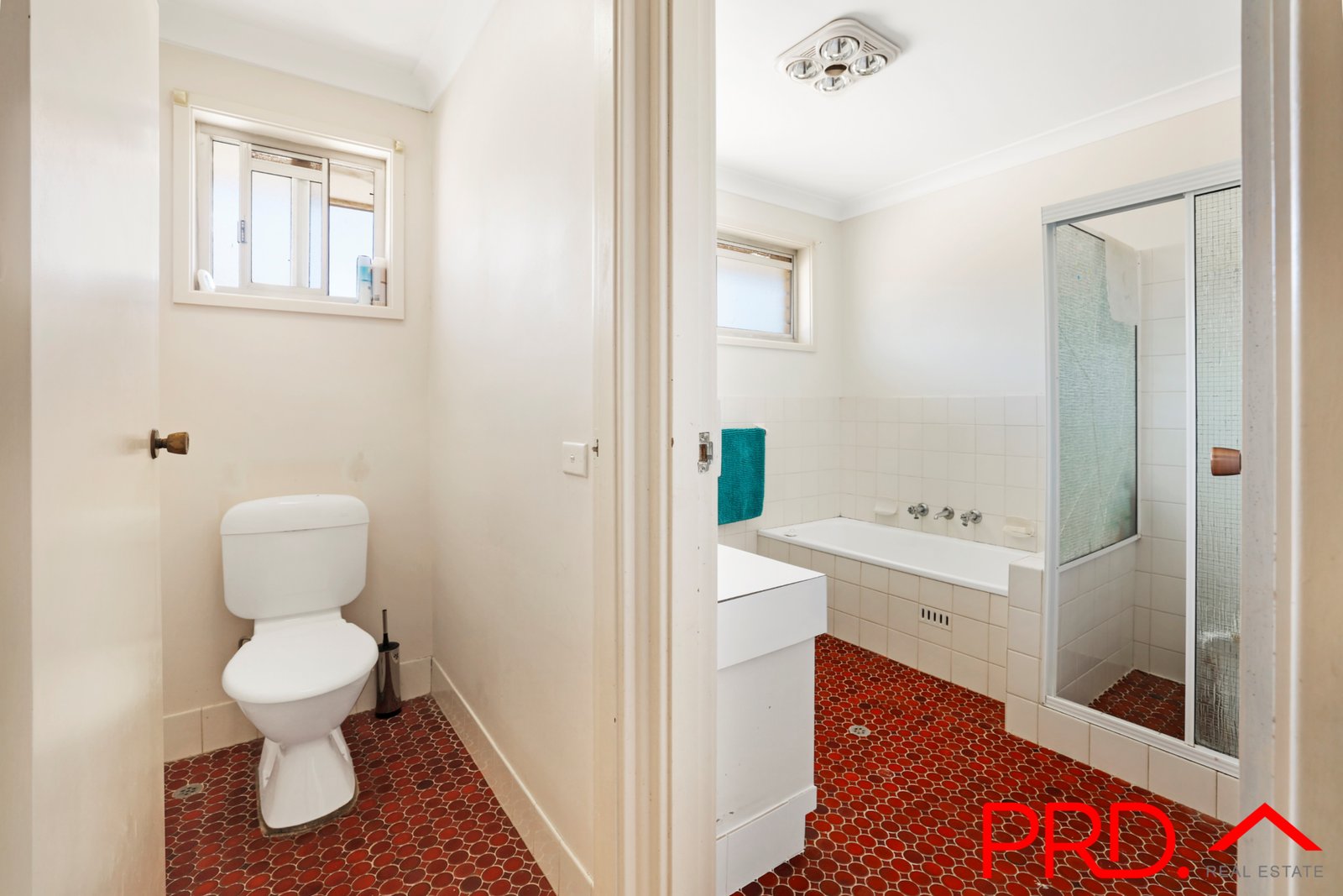 4 Maple Place TAMWORTH 13