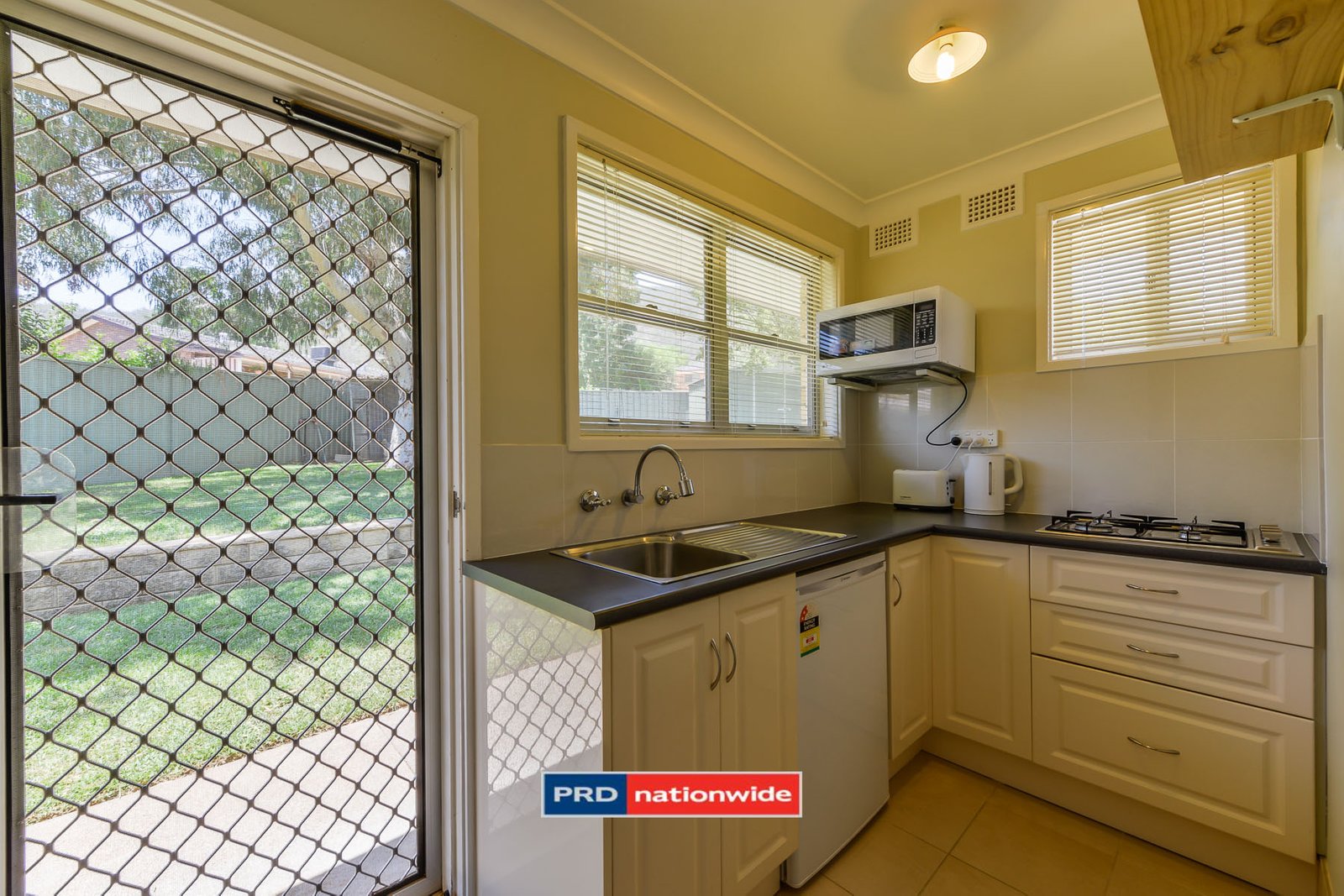 4 Maple Place TAMWORTH 26