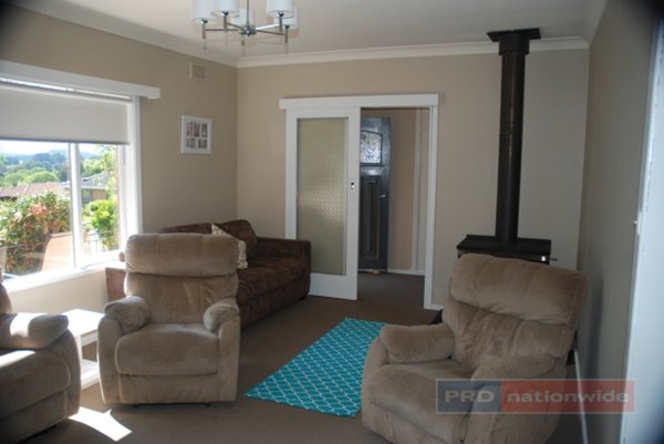 4 Maple Street BATLOW 6