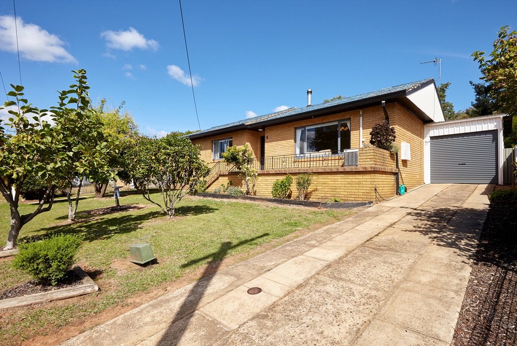 4 Maple Street BATLOW 14