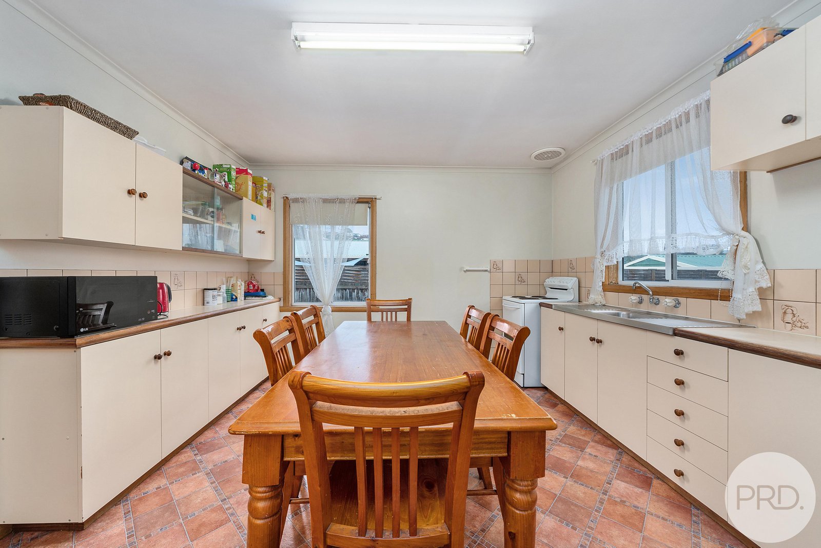 4 Mareka Street BERRIEDALE 3