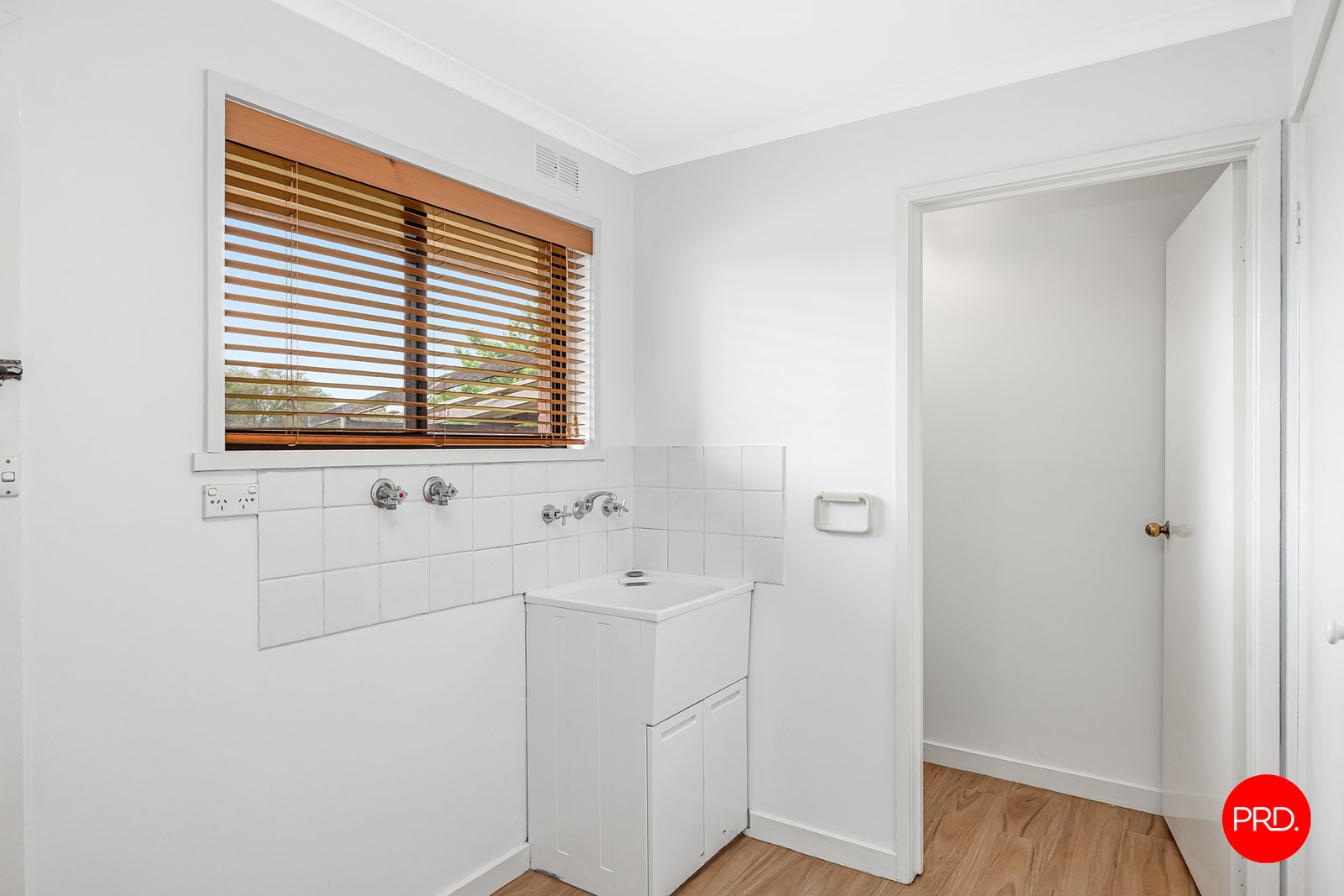 4 Margaret Ct  CALIFORNIA GULLY 10