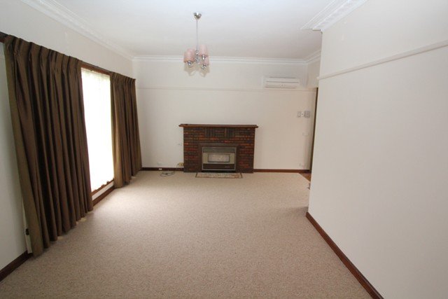 4 Margaret Street WENDOUREE 2