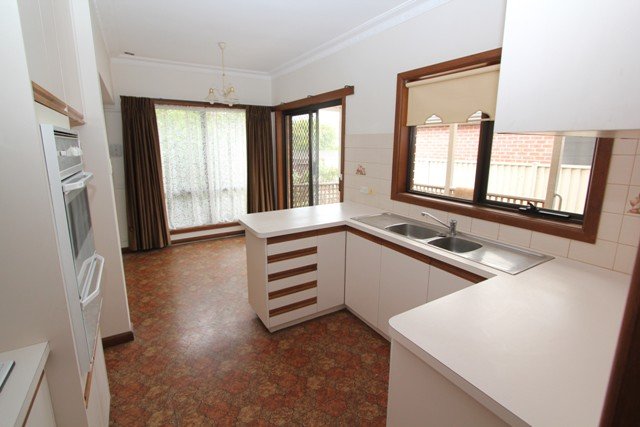 4 Margaret Street WENDOUREE 3