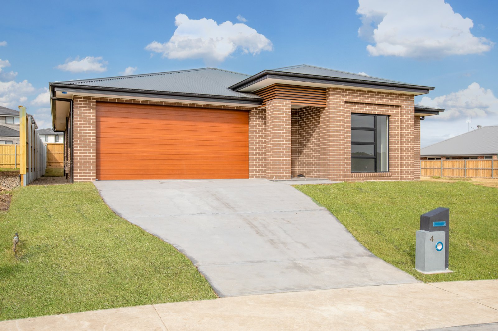 4 Marjoram Street CHISHOLM 2